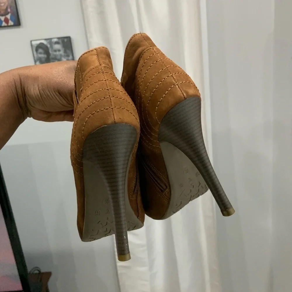 Via Marte brown boots size 6
